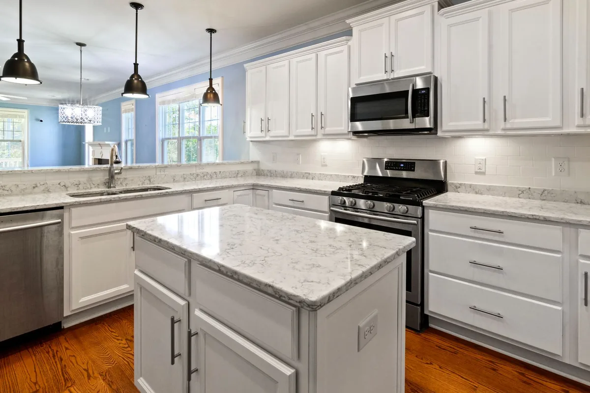 Filth & Squalor Cleanup in Old Westbury, NY